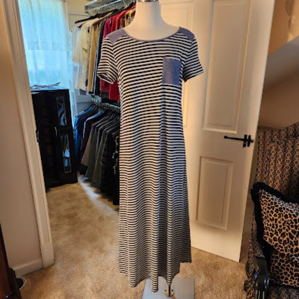 T-Shirt/Tunic Dress by Elie McCarthy